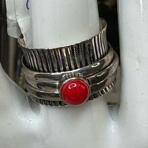 Sterling Silver 925 Stamped Ring Red Coral Spinner Ring Sz 6